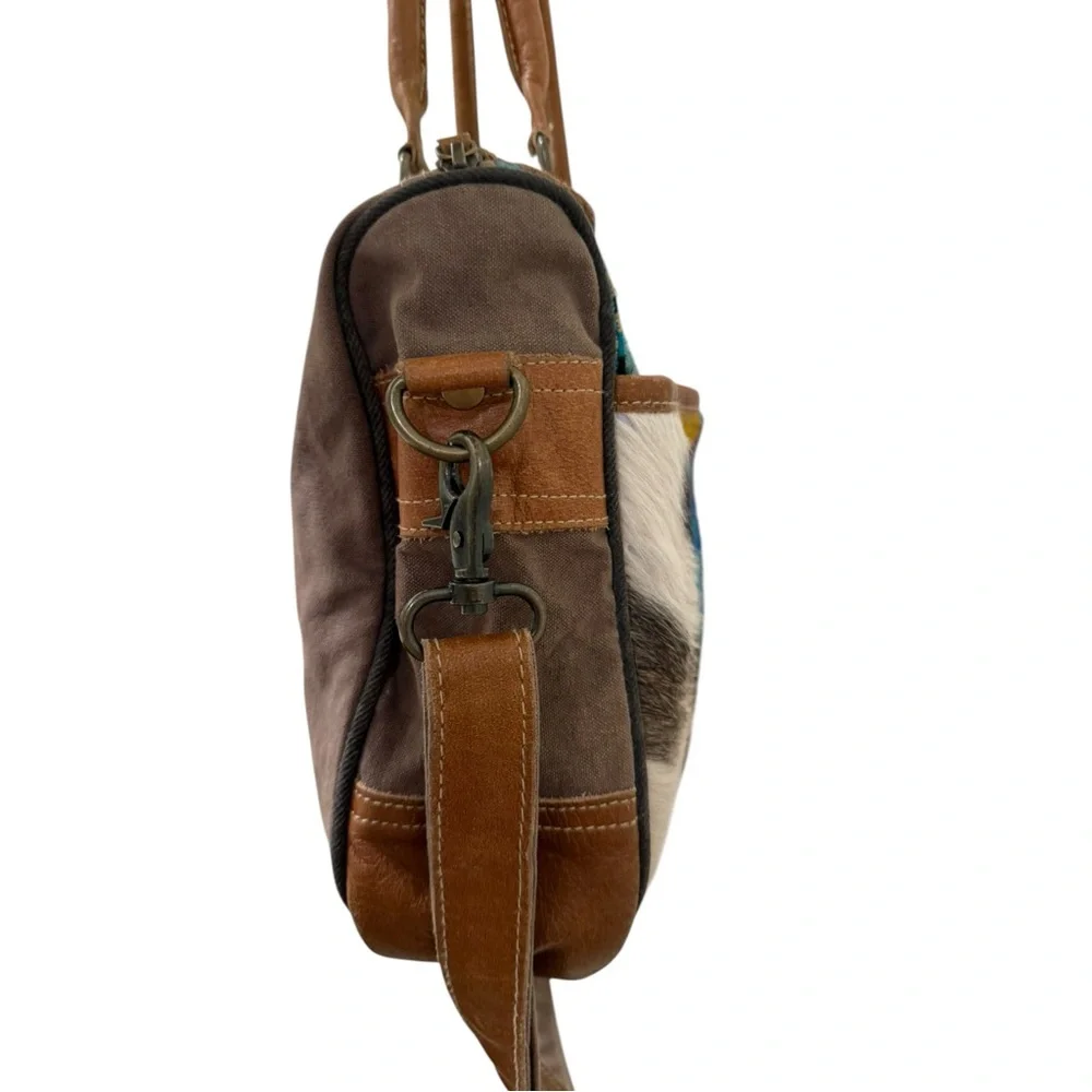 Myra Bag Foxy Messenger S-1968 Cowhide Aztec Turquoise Leather Crossbody Tote - Picture 4 of 9